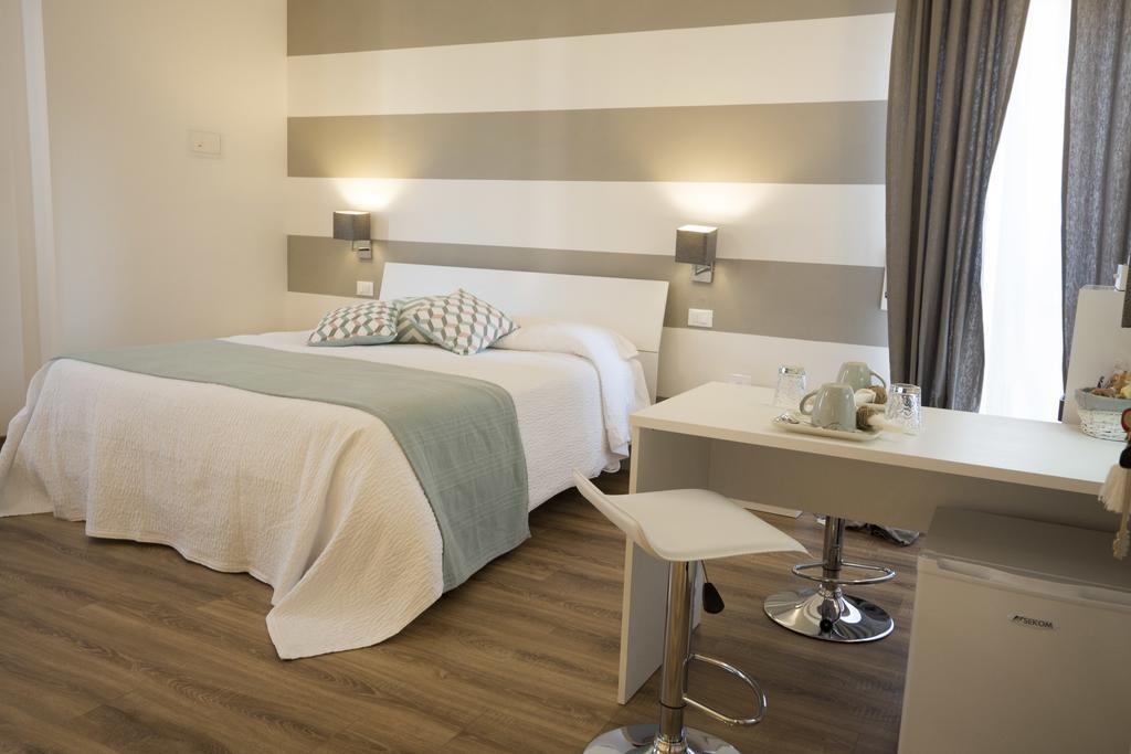 Suite Simonetta Sarzana Exterior foto